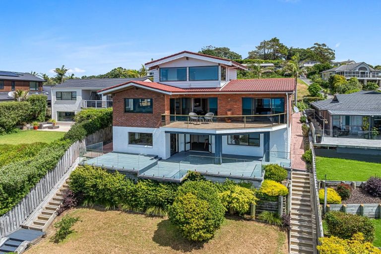 Photo of property in 8 Durness Place, Red Beach, 0932