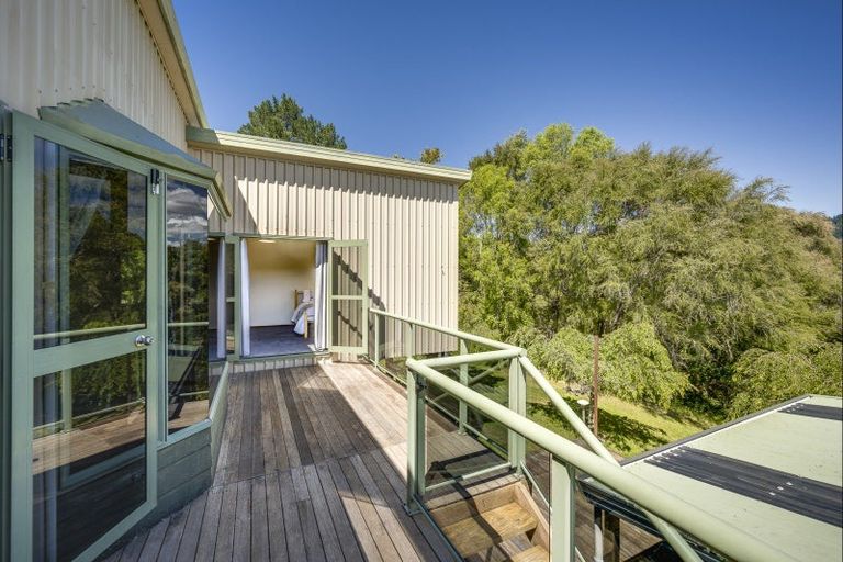 Photo of property in 1079 Ellis Wallace Road, Eskdale, Napier, 4182