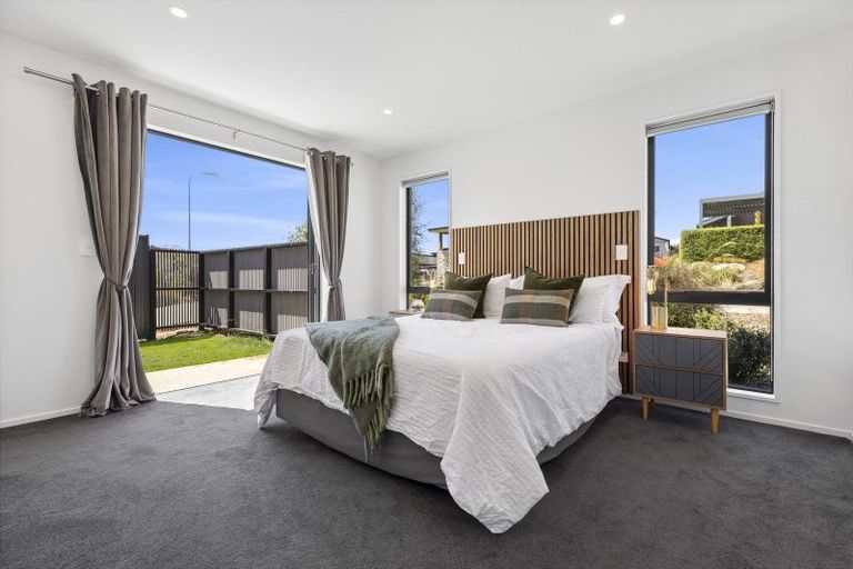 Photo of property in 37 Farrant Drive, Wanaka, 9305