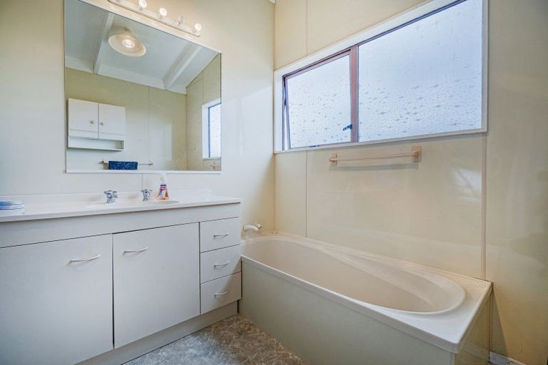 Photo of property in 6 Pitkethley Circle, Pauanui, Hikuai, 3579