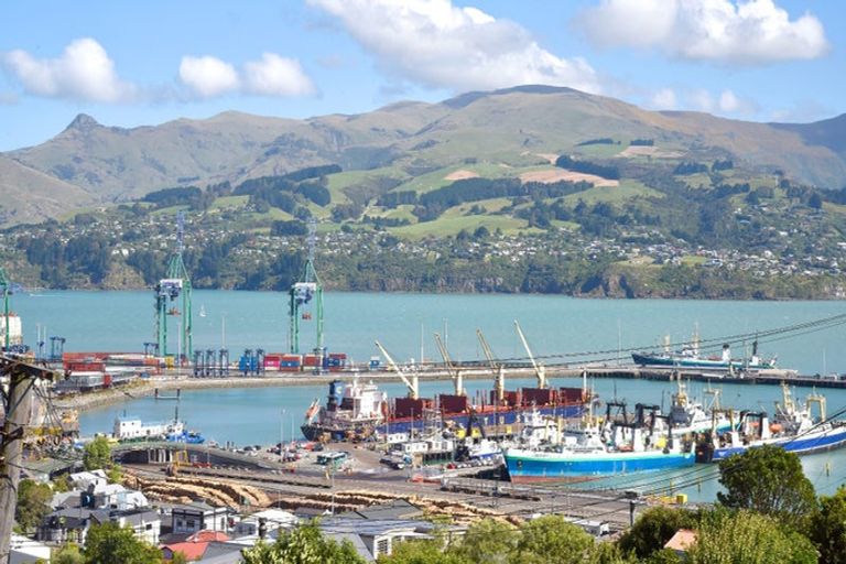 Photo of property in 59 Jacksons Road, Lyttelton, 8082