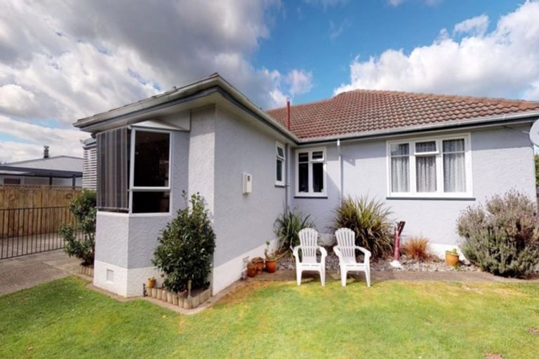 Photo of property in 25 George Street, Levin, 5510