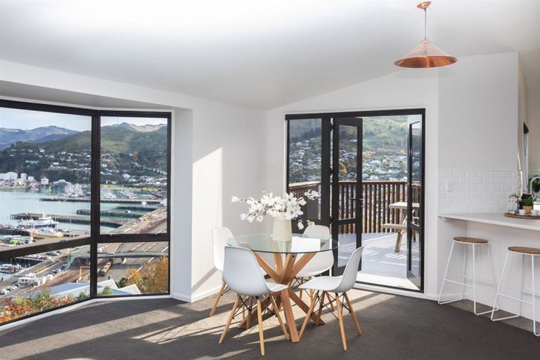 Photo of property in 9 Randolph Terrace, Lyttelton, 8082