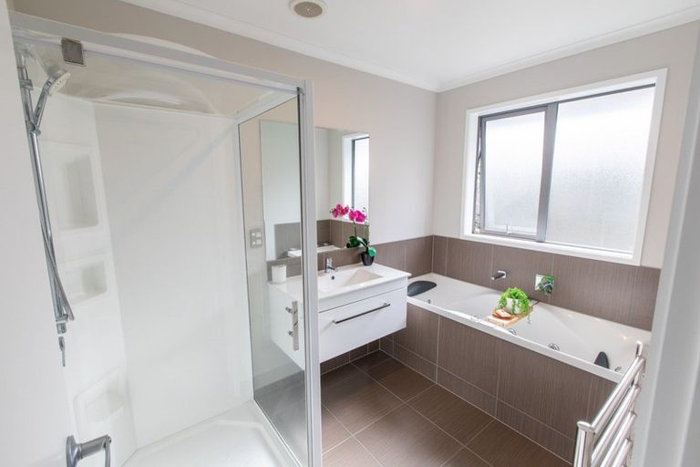 Photo of property in 7 Kennedy Lane, Hamilton East, Hamilton, 3216