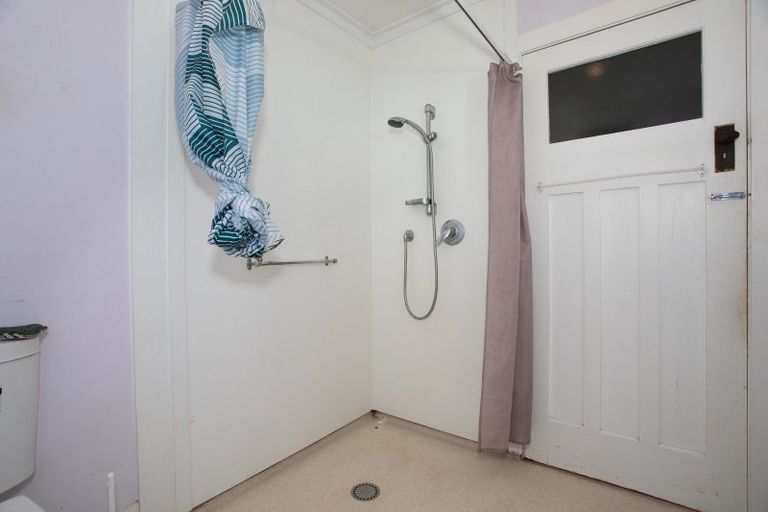 Photo of property in 42 Stewart Street, Marton, 4710