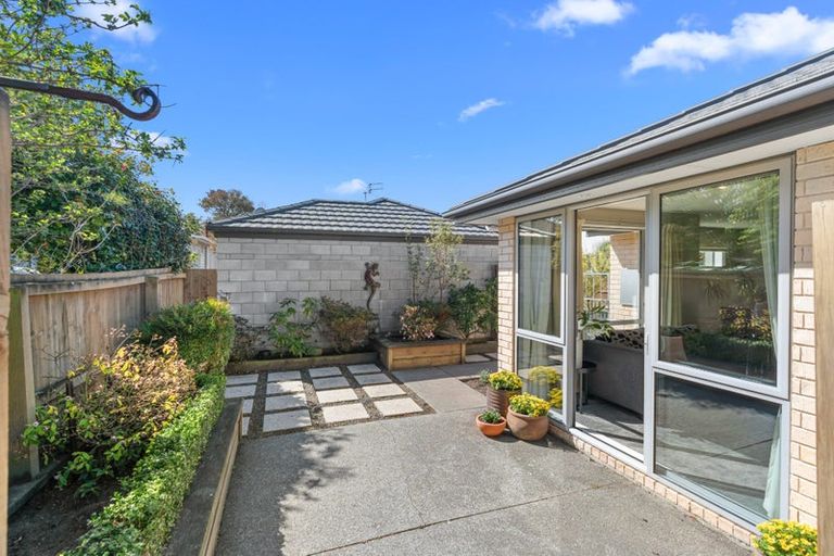 Photo of property in 273c Wairakei Road, Bryndwr, Christchurch, 8053