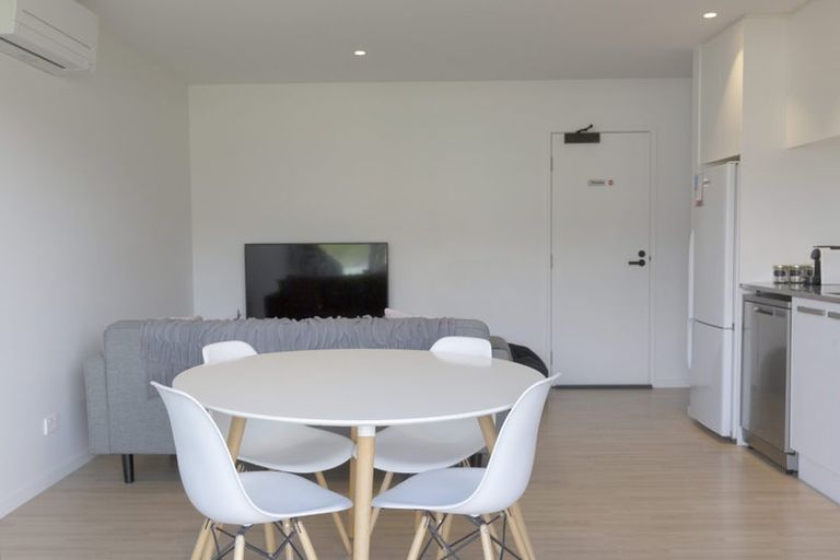 Photo of property in 50 Kings Drive, Wanaka, 9305