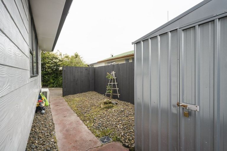 Photo of property in 37a Peter Hall Drive, Kelvin Grove, Palmerston North, 4414