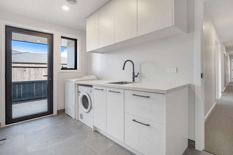 Photo of property in 28b Ashbury Drive, Tinwald, 7774