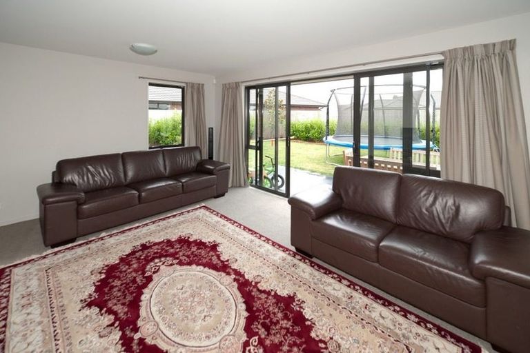 Photo of property in 1 Duggan Close, Rolleston, 7614