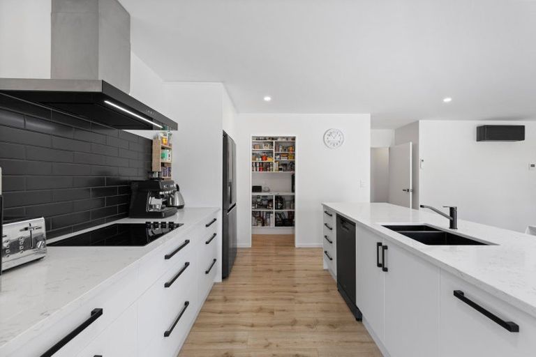 Photo of property in 21 Merlin Terrace, Rolleston, 7615