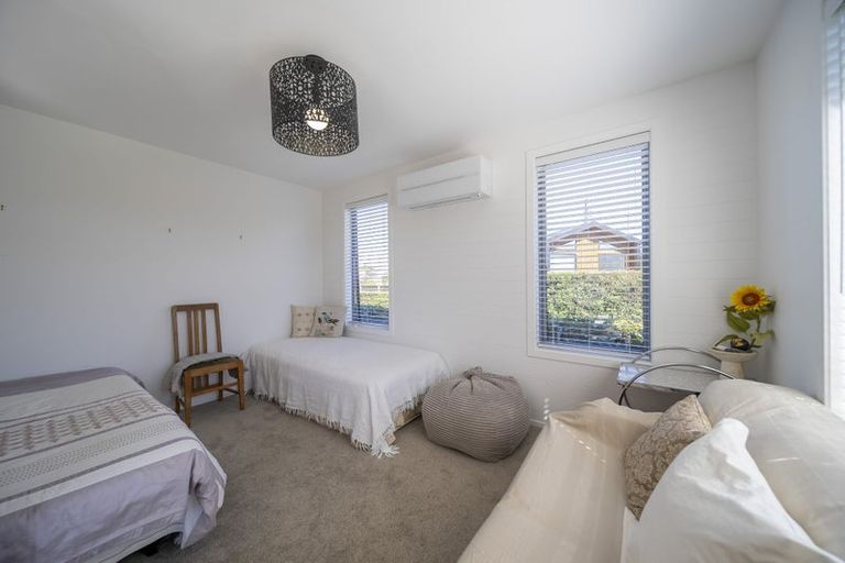 Photo of property in 37 Paton Place, Te Anau, 9600