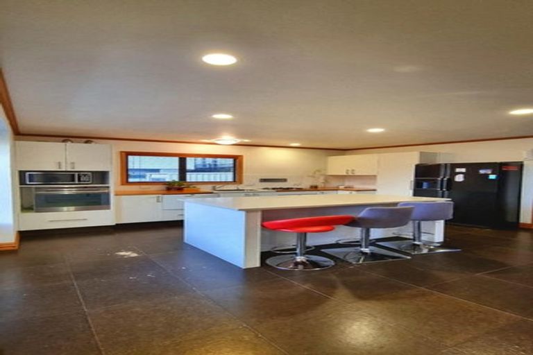 Photo of property in 44b Victoria Road, New Plymouth, 4310