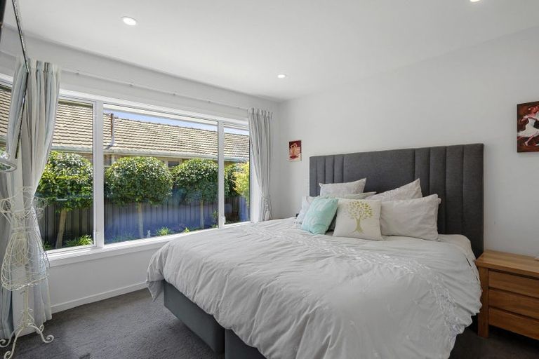 Photo of property in 26 Radbrook Street, Avonhead, Christchurch, 8042