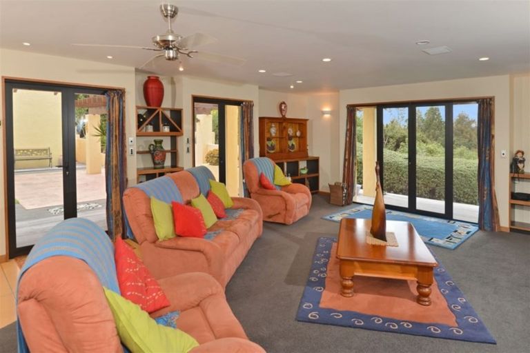 Photo of property in 15 Kanehiana Drive, Te Kamo, Kamo, 0185