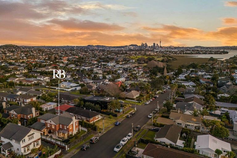 Photo of property in 8 Hororata Road, Hauraki, Auckland, 0622