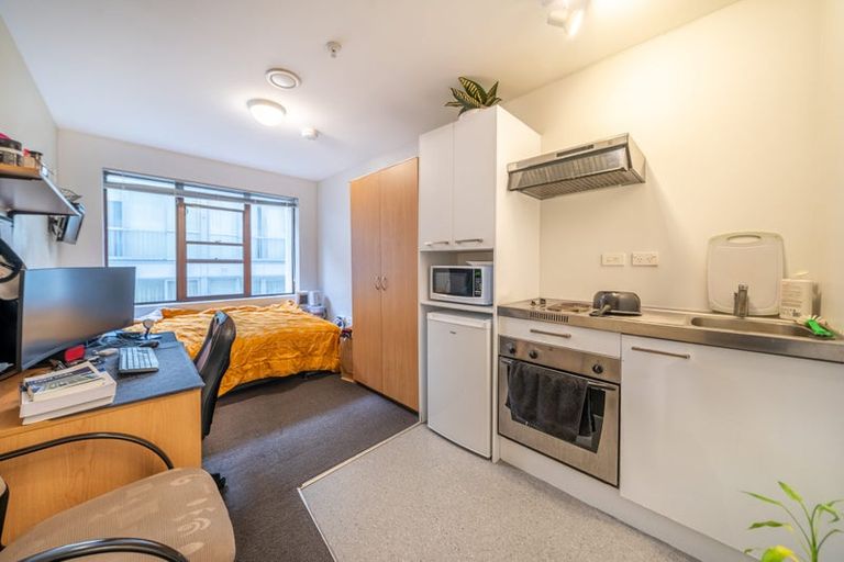 Photo of property in Orange Apartments/victoria Centr, 307/169 The Terrace, Wellington Central, Wellington, 6011