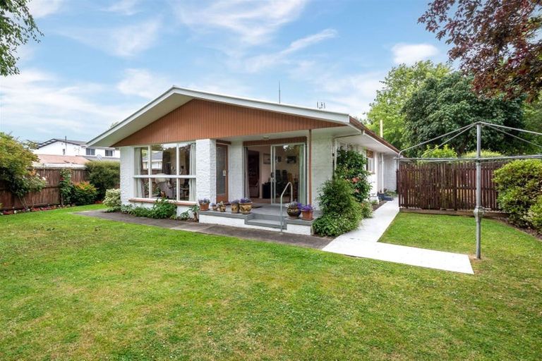 Photo of property in 23 Barnes Road, Redwood, Christchurch, 8051