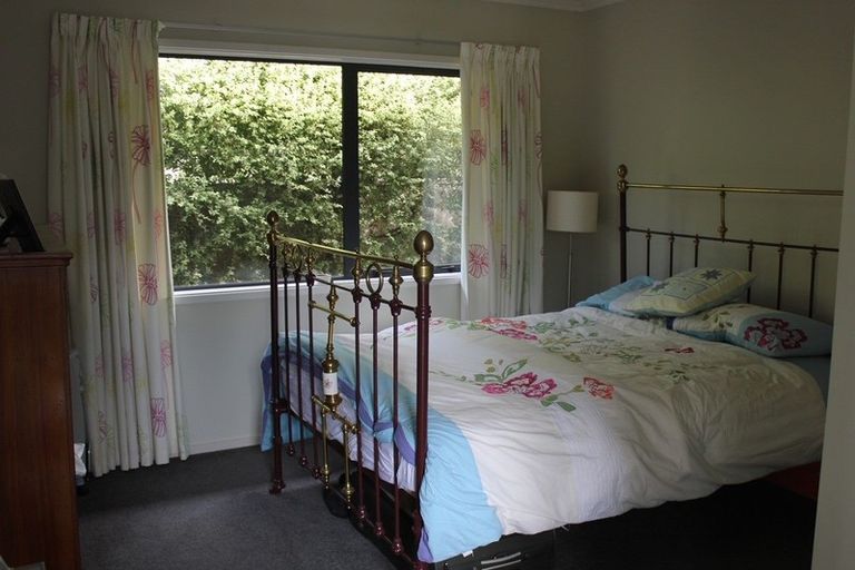 Photo of property in 2 Prebblewood Drive, Prebbleton, 7604