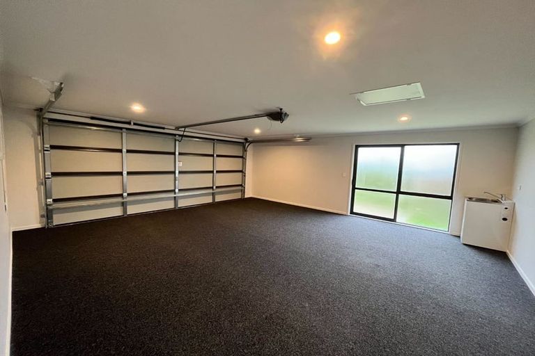 Photo of property in 1 Maraeariki Avenue, Orewa, 0931