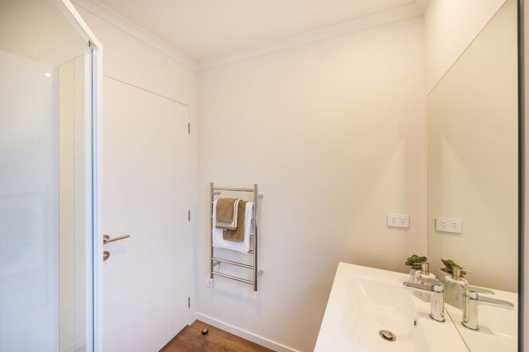 Photo of property in 13 Ihle Street, Terrace End, Palmerston North, 4410