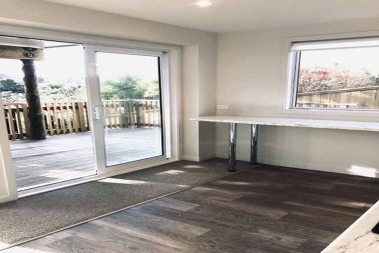 Photo of property in 3/6 Braemar Road, Rothesay Bay, Auckland, 0630