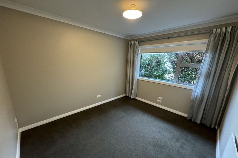 Photo of property in 2/17 Commodore Parry Road, Castor Bay, Auckland, 0620