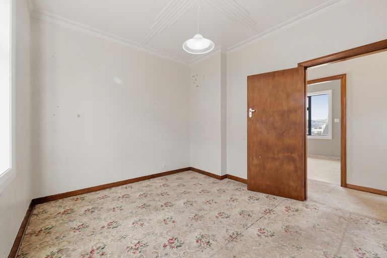 Photo of property in 363 South Road, Caversham, Dunedin, 9012