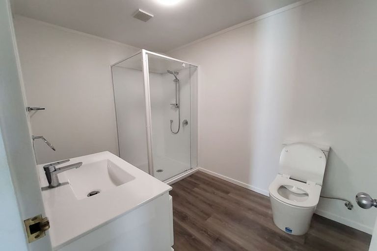 Photo of property in 27 Kaikoura Street, Maupuia, Wellington, 6022