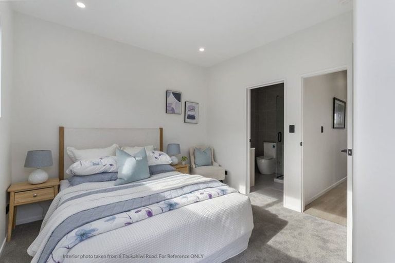 Photo of property in 10 Taukahiwi Road, Pukekohe, 2120