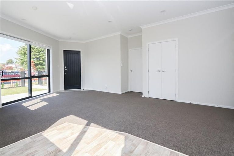 Photo of property in 2u1 Lambert Court, Glenview, Hamilton, 3206