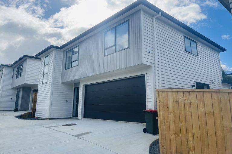 Photo of property in 7a Hinau Street, New Lynn, Auckland, 0600