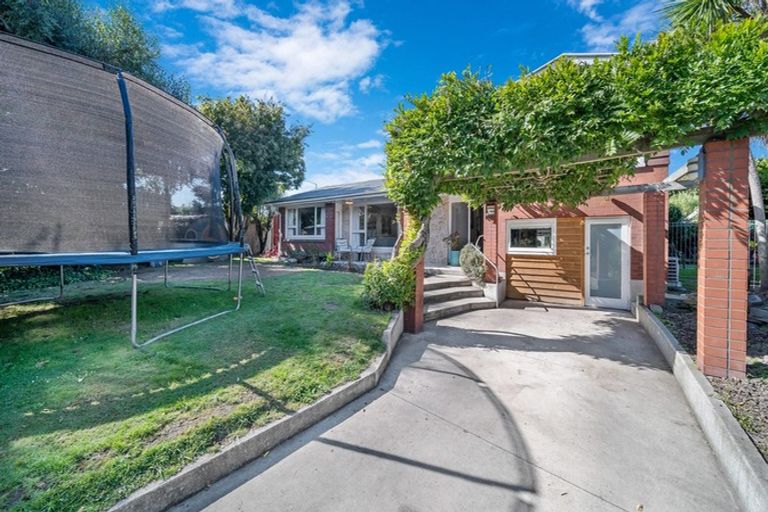 Photo of property in 200 Opawa Road, Hillsborough, Christchurch, 8022