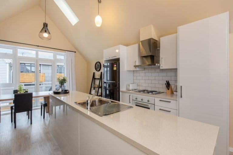 Photo of property in Pirie Street Townhouses, 20/35u Pirie Street, Mount Victoria, Wellington, 6011