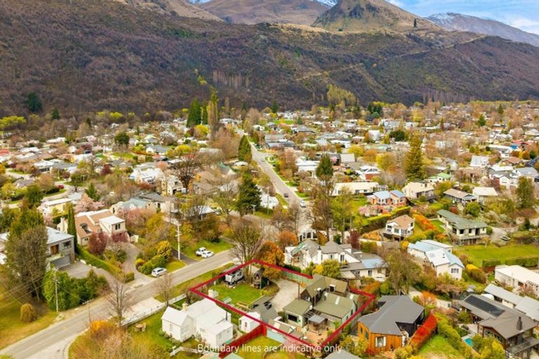 Photo of property in 14 Stafford Street, Arrowtown, 9302