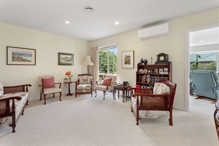 Photo of property in 18 Dawson Douglas Place, Kaiapoi, 7630