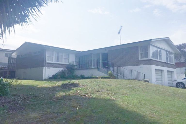Photo of property in 43 Scenic Drive, Hillpark, Auckland, 2102