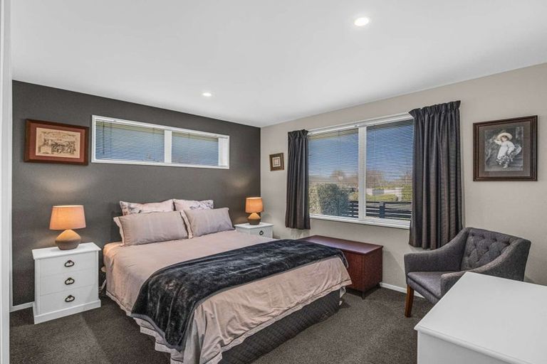 Photo of property in 31 Franklin Drive, Rangiora, 7400