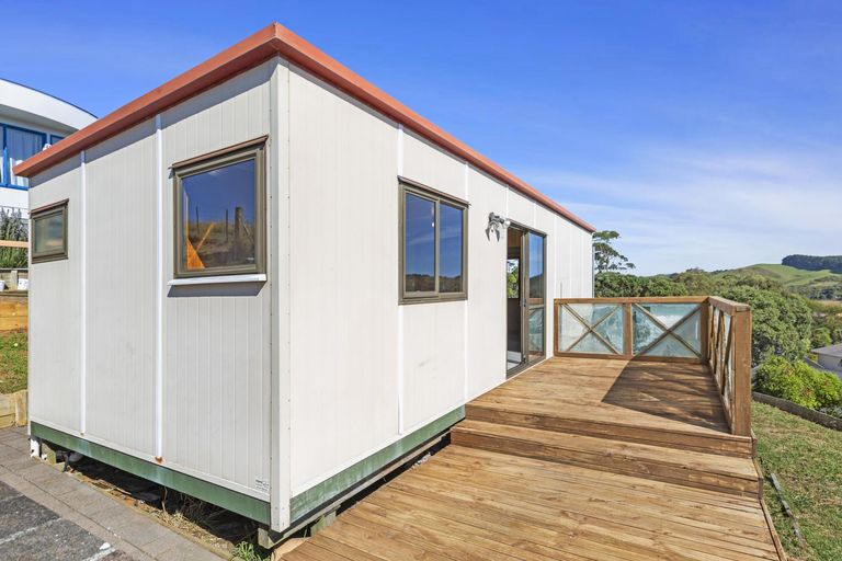 Photo of property in 9 Rakaunui Street, Raglan, 3297