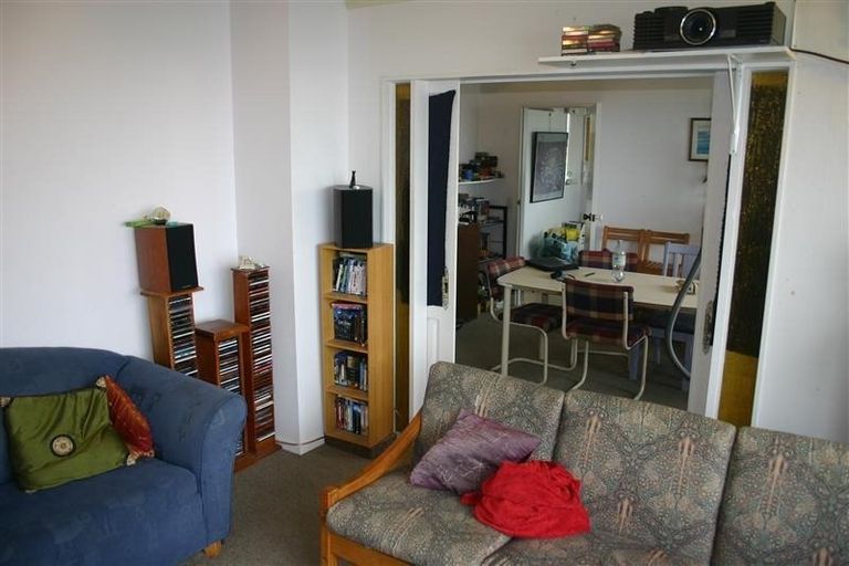 Photo of property in 1 Flint Way, Northland, Wellington, 6012