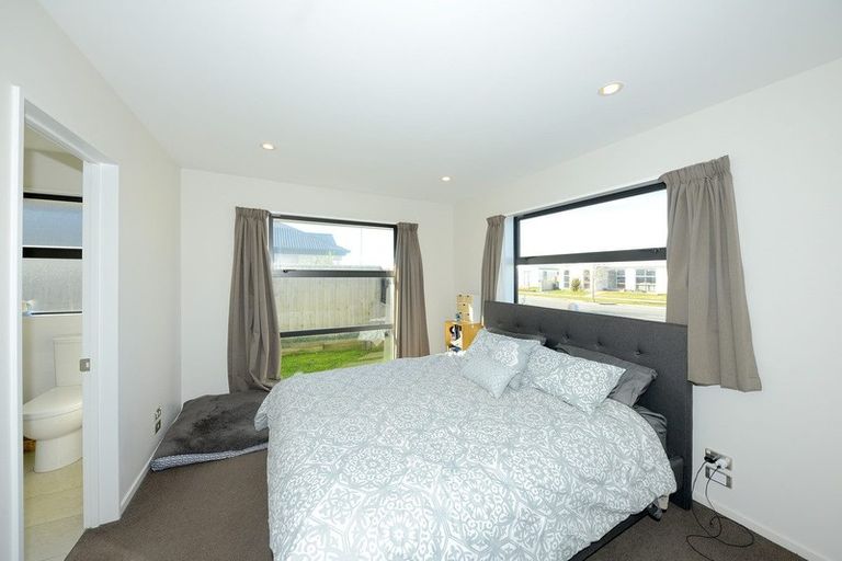 Photo of property in 139 Infinity Drive, Pegasus, 7612