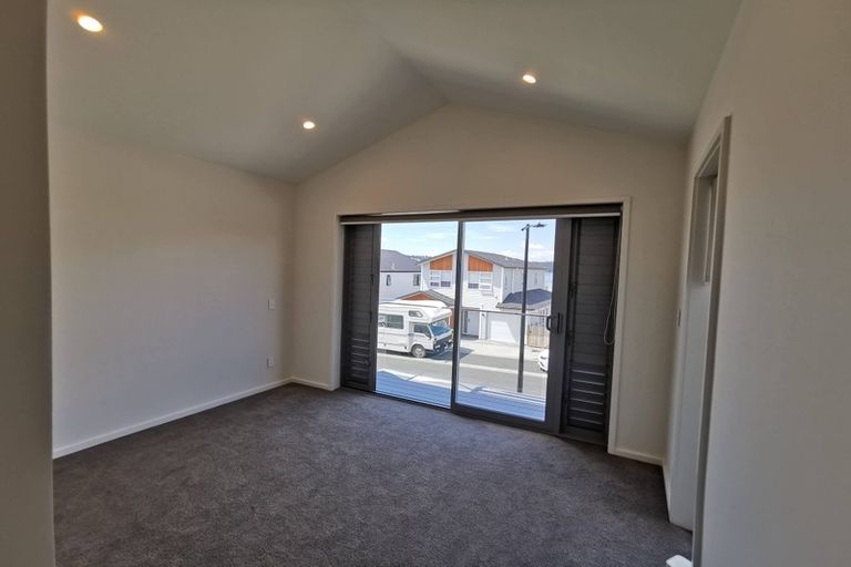 Photo of property in 15 Gunn Way, Hobsonville, Auckland, 0616