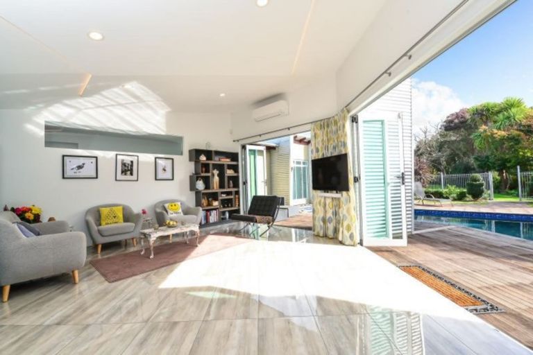 Photo of property in 56 Saint James Drive, Huntington, Hamilton, 3210