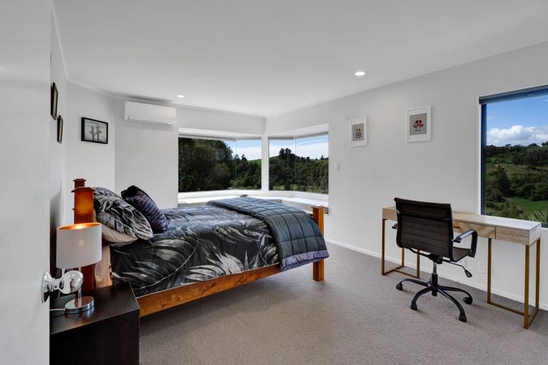 Photo of property in 371b Mangorei Road, Merrilands, New Plymouth, 4312