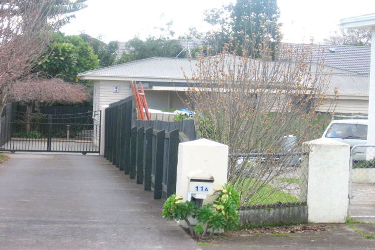 Photo of property in 11a Youngs Road, Papakura, 2110