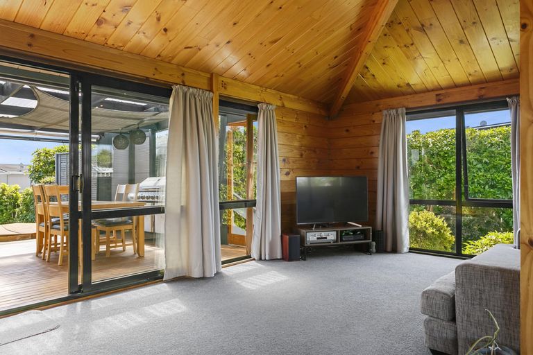 Photo of property in 67 Birch Street, Hilltop, Taupo, 3330
