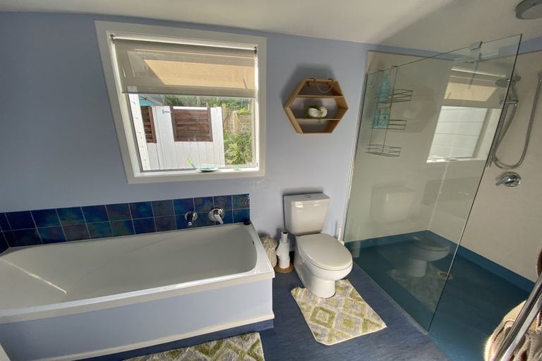 Photo of property in 16 Makorori Beach Road, Makorori, Gisborne, 4073