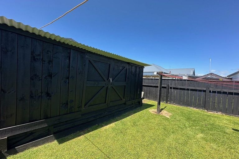 Photo of property in 67 Browne Street, Waitara, 4320