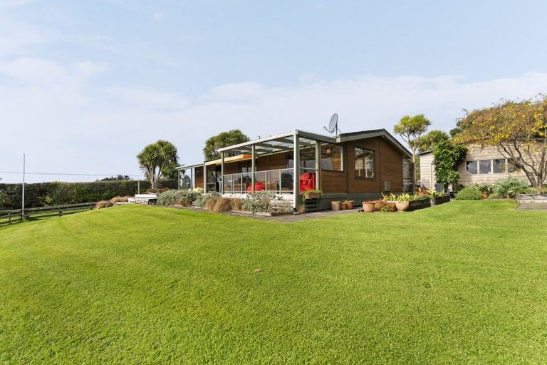 Photo of property in 52 Surrey Hill Road, Kaitake, New Plymouth, 4374