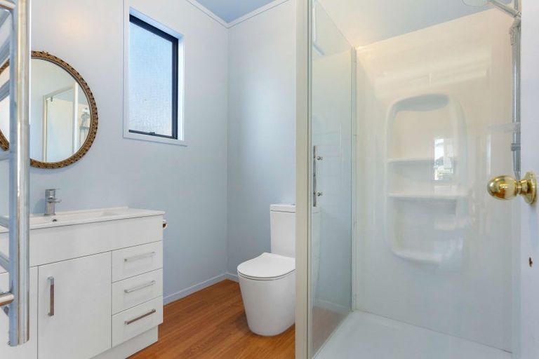 Photo of property in 307b Ocean Road, Whangamata, 3620